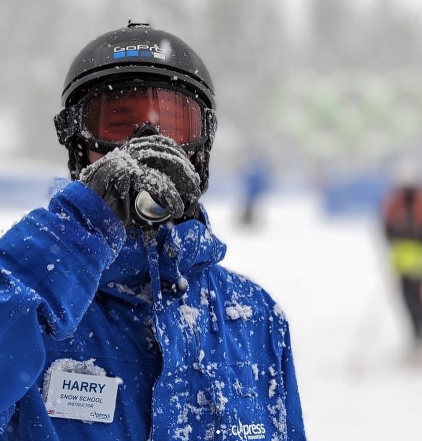 A Qualified Ski Or Snowboard Instructor EA Ski & Snowboard